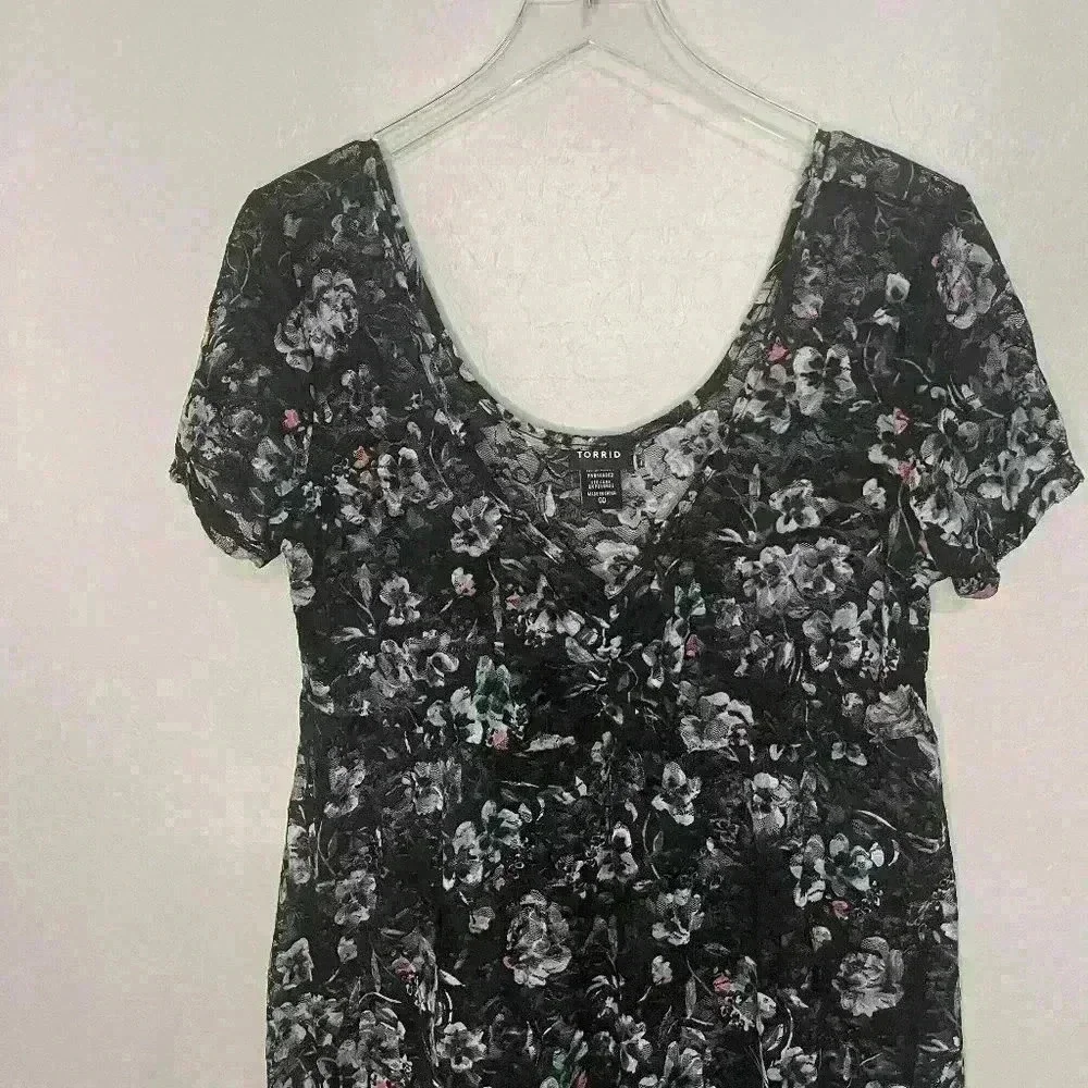 Torrid Black Blue floral Sheer Lace Babydoll Top 00 Large 12/14 - Picture 2 of 6